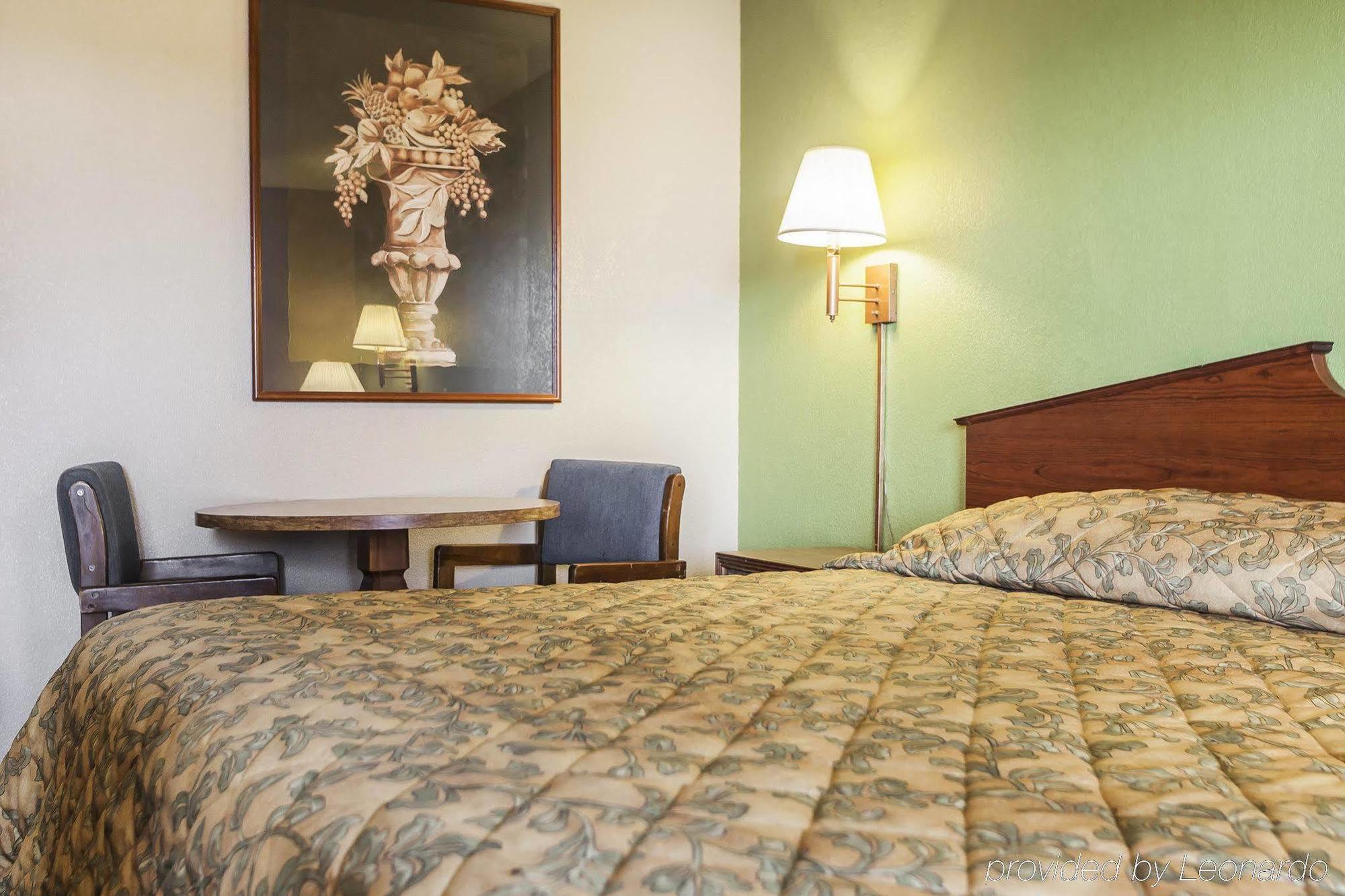 Americas Best Value Inn Hamilton المظهر الخارجي الصورة